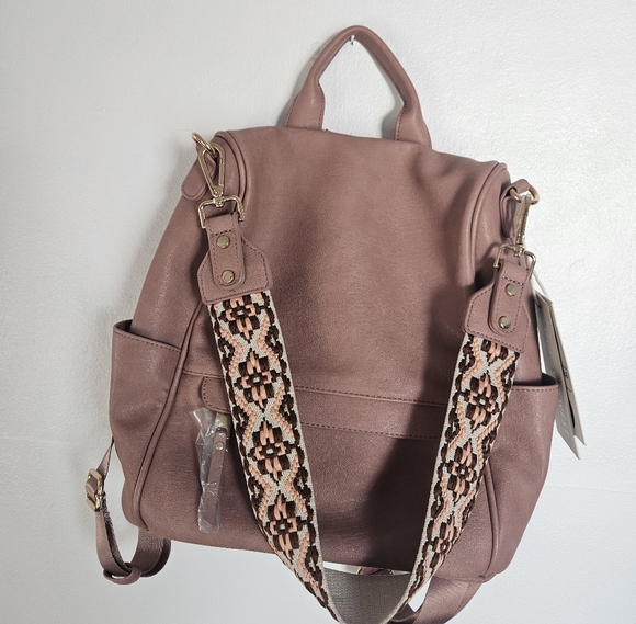 Mauve Pink Faux Leather Backpack Convertible Strap Boho Geometric‎ Pattern NWT - Picture 3 of 15